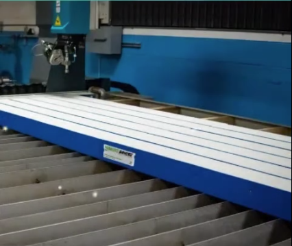 Mantis waterjet cutting bricks